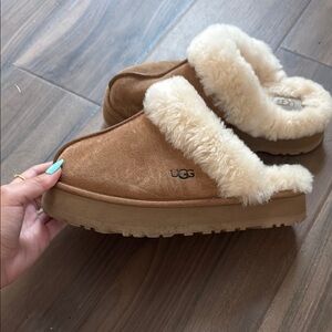 UGG Disquette chestnut